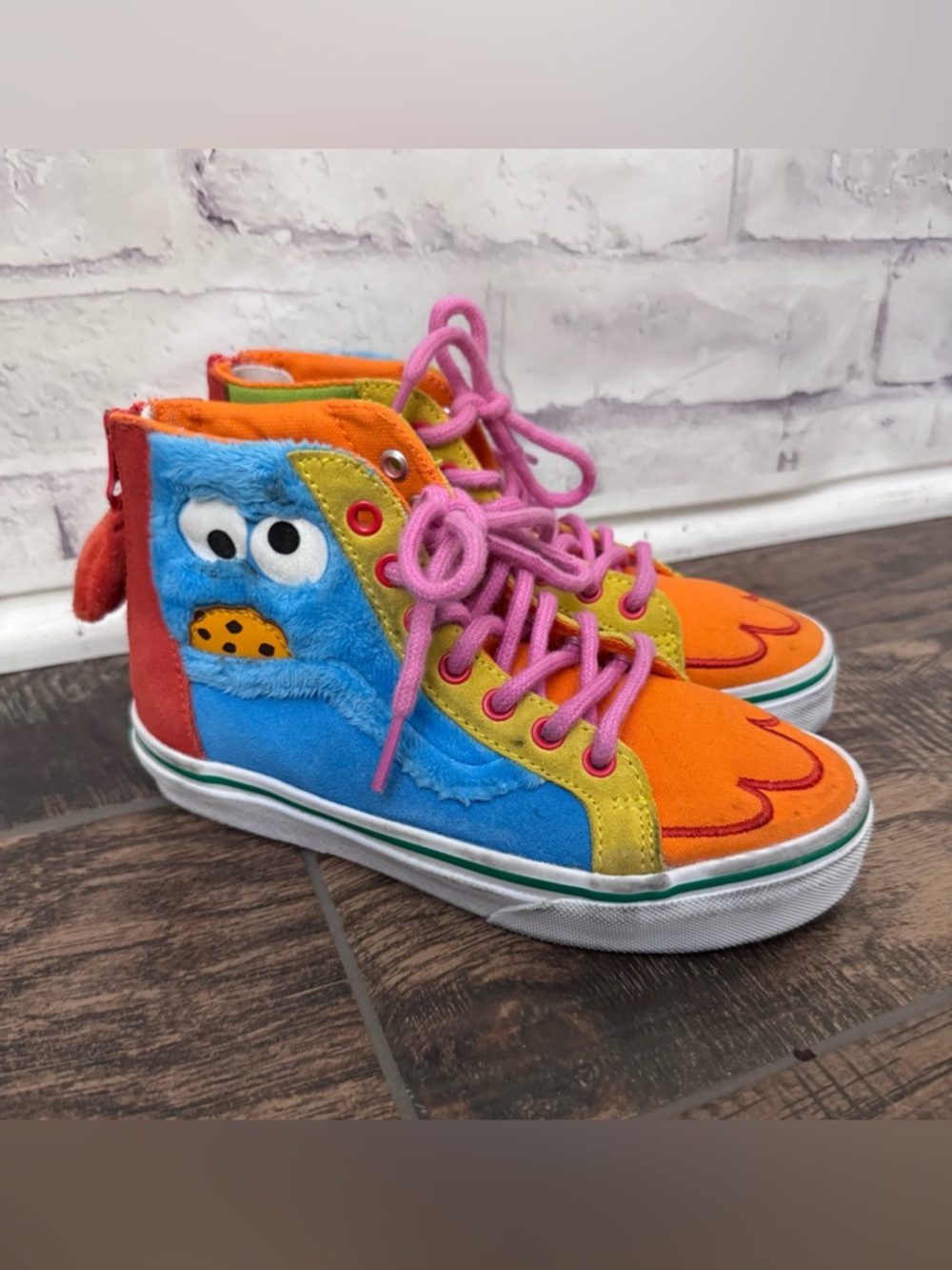 Vans X Sesame Street SK8 Hi Zip‎ Kids Size 1.5 Limited Edition Cookie Monster